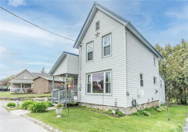 Homes for sale in Clayton, NY | 15205 Factory St, Clayton, NY 13632 | MLS# S1681676
