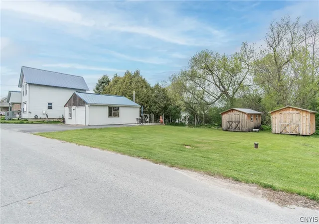 Homes for sale in Clayton, NY | 15205 Factory St, Clayton, NY 13632 | MLS# S1681676