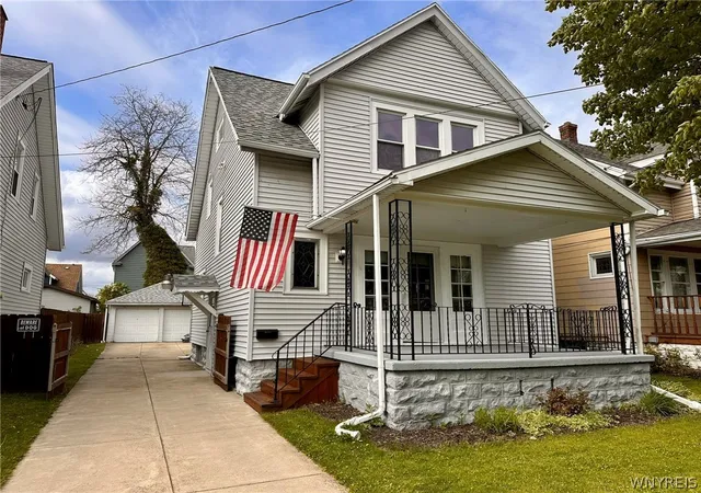 Homes for sale in Buffalo, NY | 42 Bloomfield Ave, Buffalo, NY 14220 | MLS# B1683228
