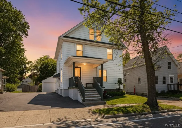 1st image of 162 S Transit St, Lockport City, NY 14094 | MLS# B1683282