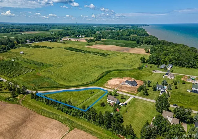 2nd image of 1269 Lake Pointe Dr, Newfane, NY 14008 | MLS# B1683287