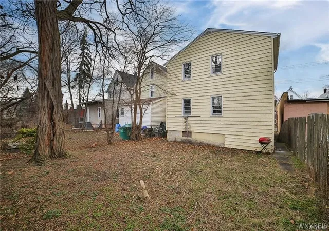 Homes for sale in Niagara Falls, NY | 417 24th St, Niagara Falls, NY 14303 | MLS# B1682221