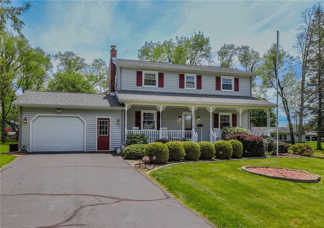 Homes for sale in Horseheads, NY | 56 Briarcliff Dr, Horseheads, NY 14845 | MLS# R1673925