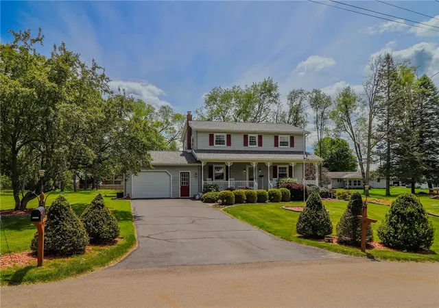 Homes for sale in Horseheads, NY | 56 Briarcliff Dr, Horseheads, NY 14845 | MLS# R1673925