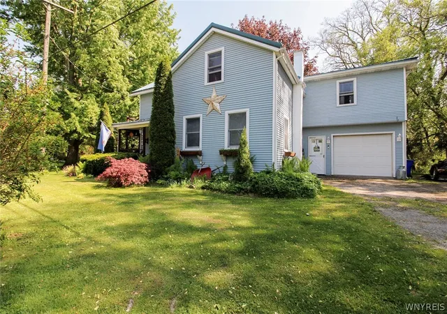 Homes for sale in Ridgeway, NY | 10246 Mill Rd, Ridgeway, NY 14103 | MLS# B1679479