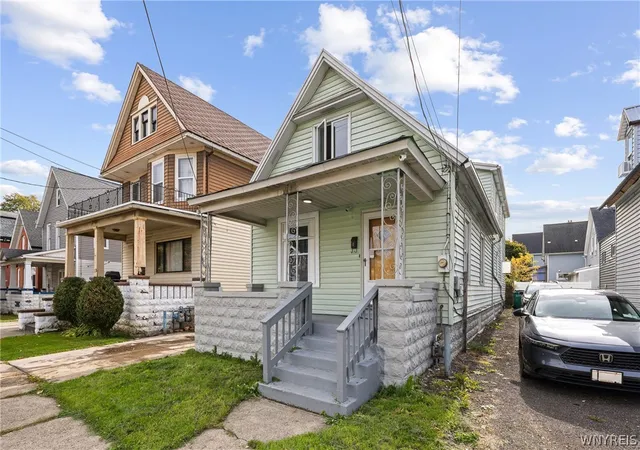 Homes for sale in Buffalo, NY | 219 Ludington St, Buffalo, NY 14206 | MLS# B1683344