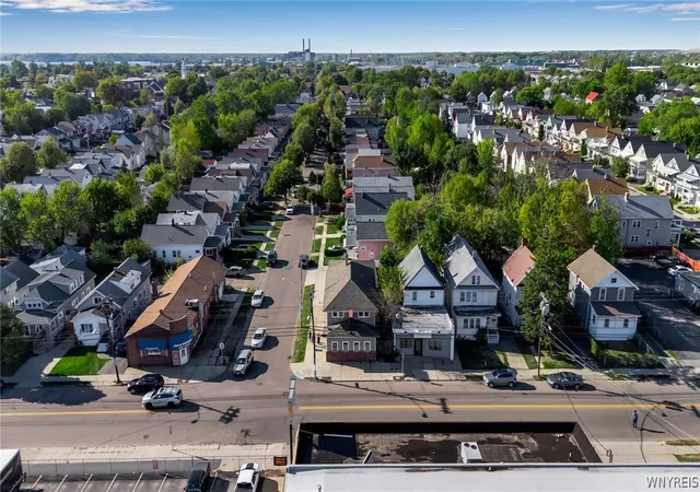 50th image of 484 Ontario St, Buffalo, NY 14207 | MLS# B1683373