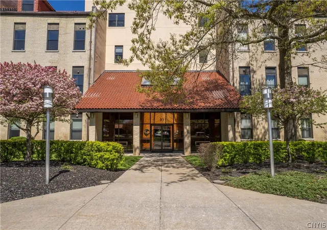 Homes for sale in Utica, NY | 10 Foery Dr #302 Dr, Utica, NY 13501 | MLS# S1683278