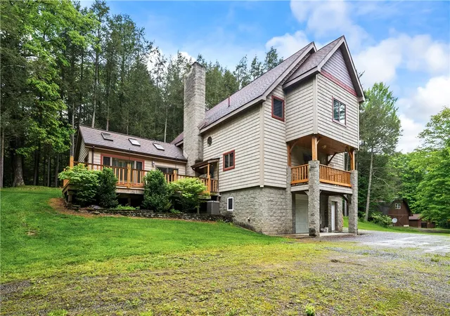 Homes for sale in Naples, NY | 7223 Clement Rd, Naples, NY 14512 | MLS# R1683379