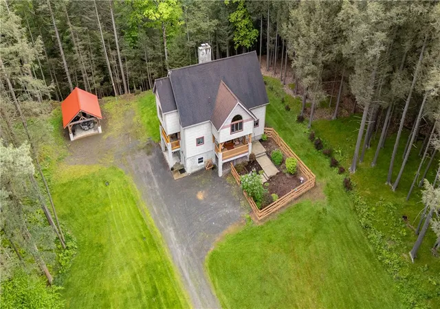 Homes for sale in Naples, NY | 7223 Clement Rd, Naples, NY 14512 | MLS# R1683379