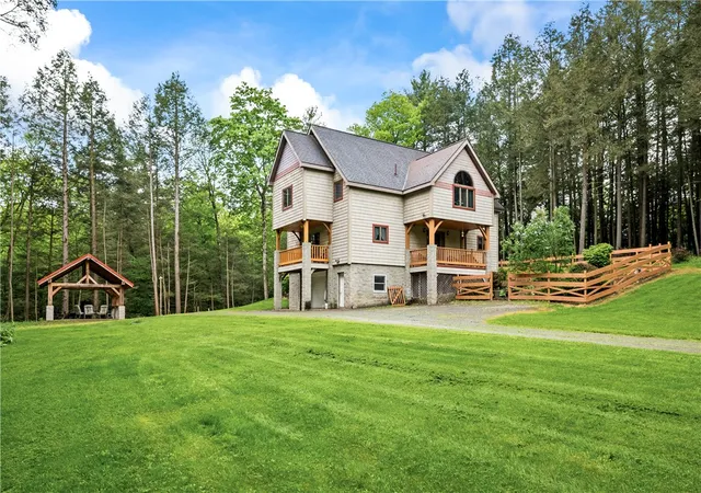 Homes for sale in Naples, NY | 7223 Clement Rd, Naples, NY 14512 | MLS# R1683379