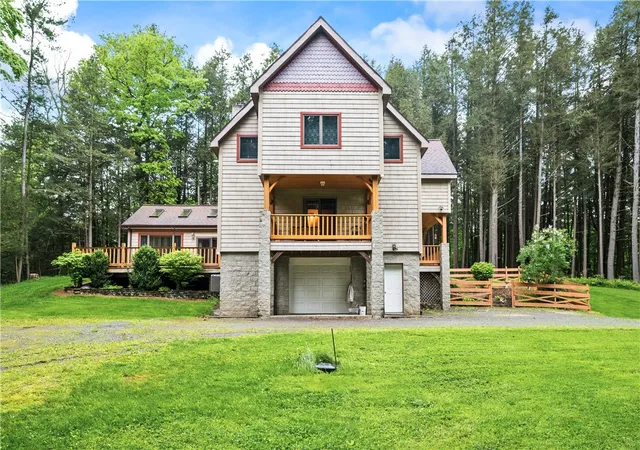Homes for sale in Naples, NY | 7223 Clement Rd, Naples, NY 14512 | MLS# R1683379
