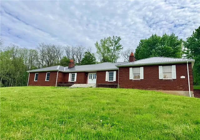 Homes for sale in Arcadia, NY | 2240 Hydesville Rd, Arcadia, NY 14513 | MLS# R1683134