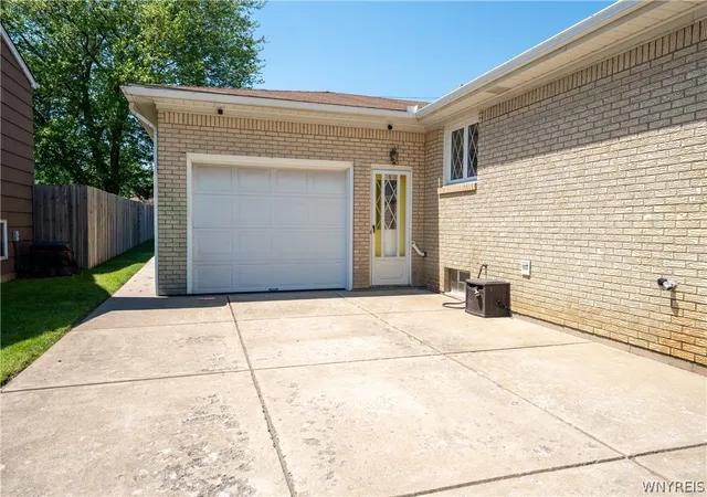 Photo 3 of Sale Pending at 107 Nagel Dr, Buffalo, NY 14225 | MLS# B1683226 | Listing updated on 2026-06-05