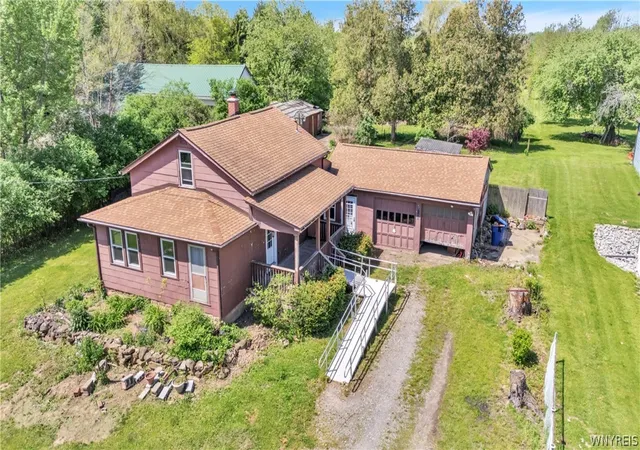 Homes for sale in Cambria, NY | 5748 Campbell Blvd, Cambria, NY 14094 | MLS# B1682558