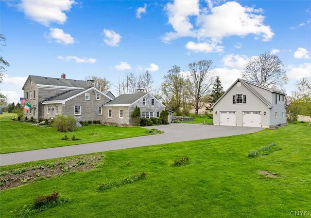 4th image of 1322 Albany Rd, Clayville, NY 13322 | MLS# S1683475