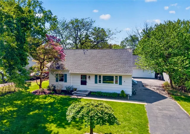 1st image of 531 Rondo Ln, Webster, NY 14580 | MLS# R1683402