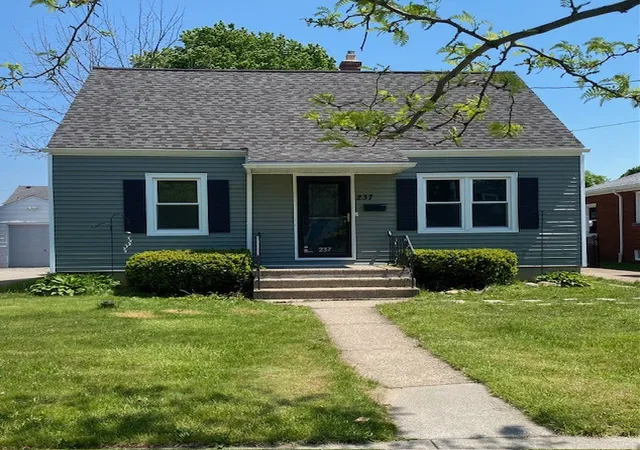1st image of 237 75th St, Niagara Falls, NY 14304 | MLS# R1683237