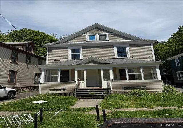 1st image of 318 W Pleasant Ave Ave, Syracuse, NY 13205 | MLS# S1683532