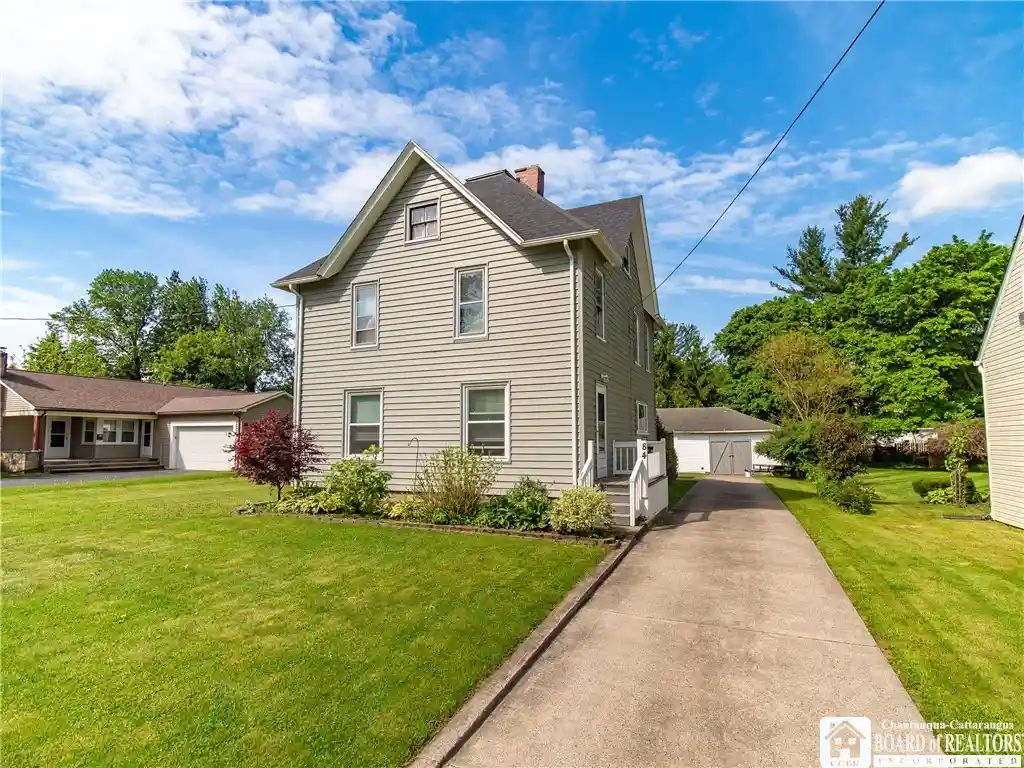 Photo 1 of Sale Pending at 84 Union St, Westfield, NY 14787 | MLS# R1683213 | Listing updated on 2026-09-20