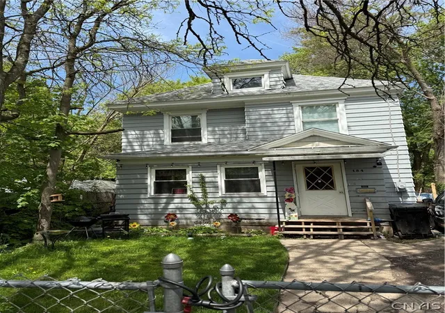 1st image of 154 W W Ostrander Ave Ave, Syracuse, NY 13205 | MLS# S1683539