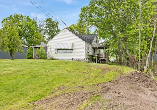Homes for sale in Springport, NY | 4279 Carrs Cove Rd, Springport, NY 13160 | MLS# R1683309