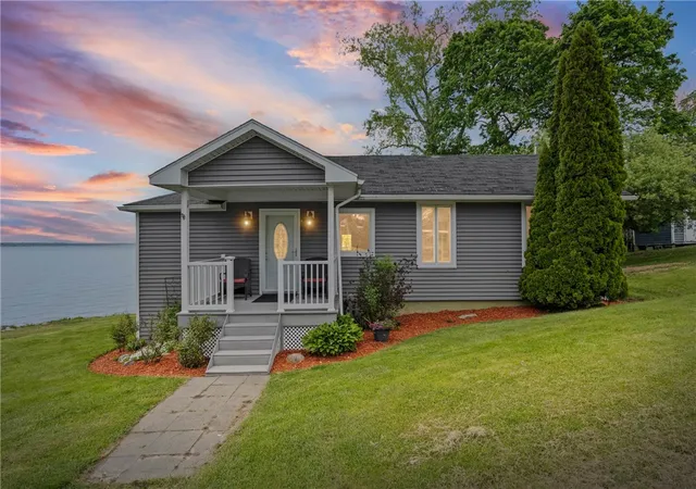 Homes for sale in Springport, NY | 4283 Carrs Cove Rd, Springport, NY 13160 | MLS# R1683298