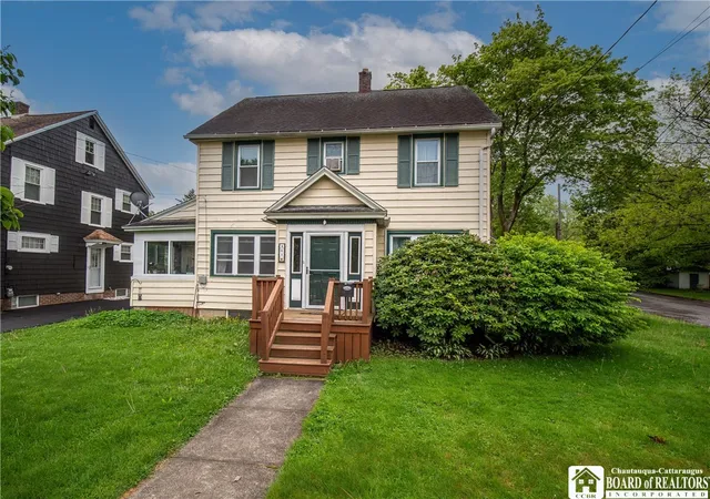 1st image of 461 Front St, Jamestown, NY 14701 | MLS# R1683571