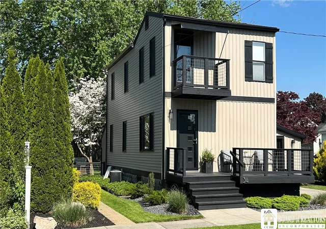 1st image of 34 N Zebra St, Dunkirk, NY 14048 | MLS# R1682855