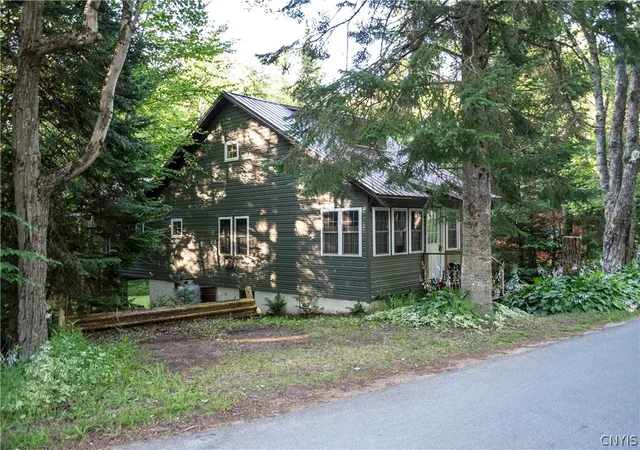 Homes for sale in Forestport, NY | 4044 Norton Rd, Forestport, NY 13338 | MLS# S1677817