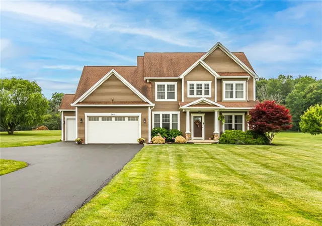 Homes for sale in Canandaigua Town, NY | 2410 Andrews Rd, Canandaigua Town, NY 14424 | MLS# R1682133