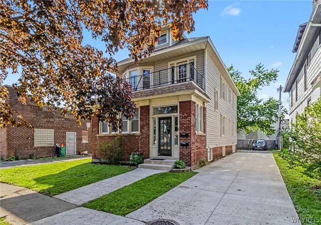 Homes for sale in Buffalo, NY | 8 Heussy Ave, Buffalo, NY 14220 | MLS# B1683392