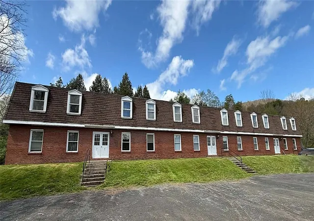 Homes for sale in Roxbury, NY | 190 Grandview Apts Rd, Roxbury, NY 12474 | MLS# R1683605