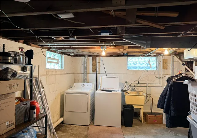 10th image of 177 Henderson Ave, Buffalo, NY 14217 | MLS# R1683121