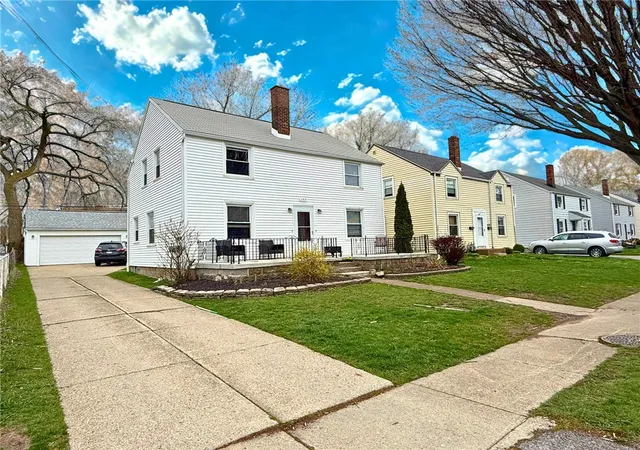 1st image of 177 Henderson Ave, Buffalo, NY 14217 | MLS# R1683121