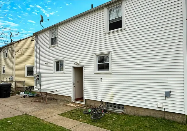 3rd image of 177 Henderson Ave, Buffalo, NY 14217 | MLS# R1683121