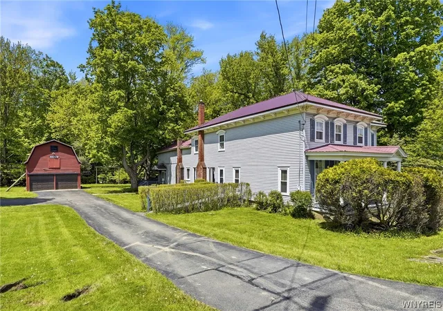 2nd image of 11431 Hanover Rd, Hanover, NY 14062 | MLS# B1682887