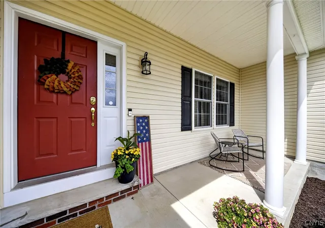Homes for sale in Camillus, NY | 139 Golden Meadows Way, Camillus, NY 13164 | MLS# S1683611