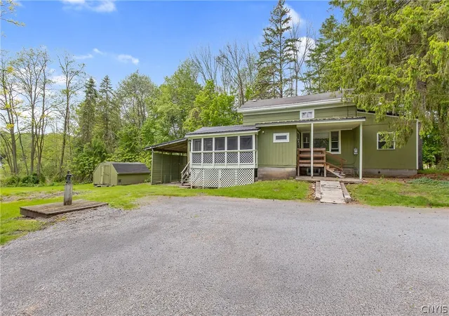 Homes for sale in Volney, NY | 3529 County Route 57, Volney, NY 13126 | MLS# S1683607