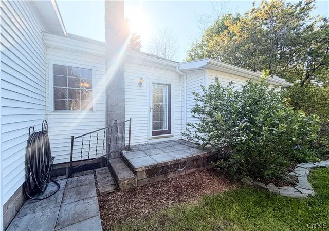 Photo 3 of Sale Pending at 13 N Division St, Oswego, NY 13126 | MLS# S1682809 | Listing updated on 2026-06-02