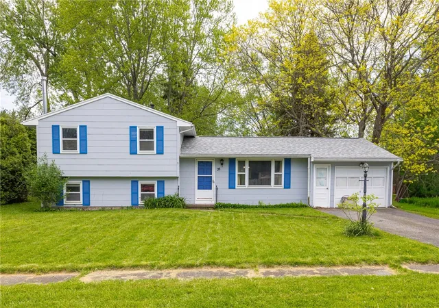 Homes for sale in Gates, NY | 28 Jamee Ln, Gates, NY 14606 | MLS# R1683234