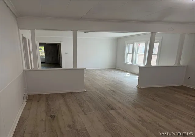 4th image of 203 Roslyn St, Buffalo, NY 14215 | MLS# B1683408