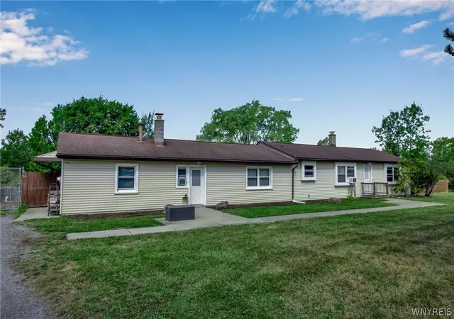 Homes for sale in Alden, NY | 100 Sullivan Rd, Alden, NY 14004 | MLS# B1683691