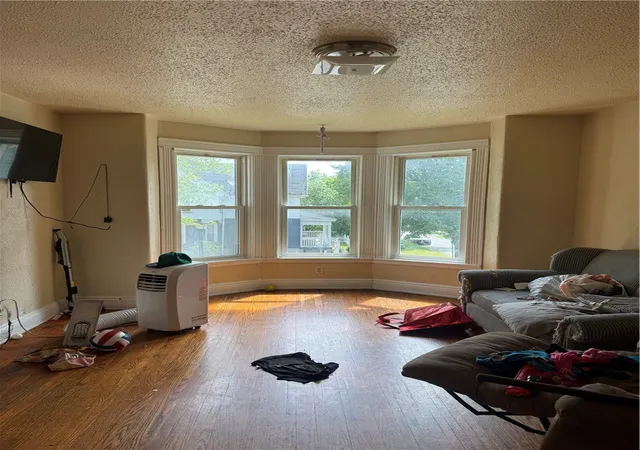 Homes for sale in Rochester, NY | 74 Mason St, Rochester, NY 14613 | MLS# R1683793