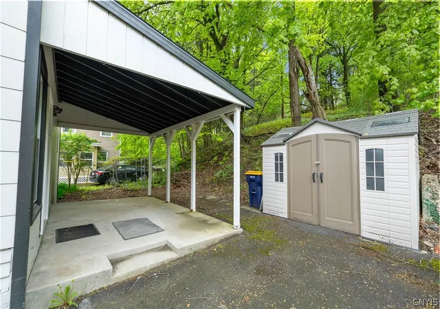 3rd image of 330 E Main St, Ilion, NY 13357 | MLS# S1683148