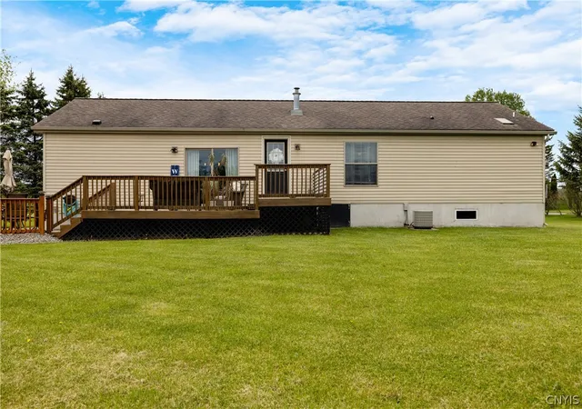 Photo 5 of Sale Pending at 7127 Canaseraga Rd, Chittenango, NY 13037 | MLS# S1683645 | Listing updated on 2026-06-03