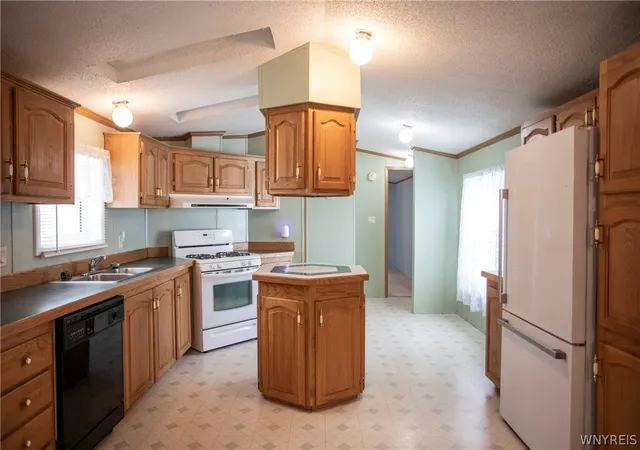 Homes for sale in Great Valley, NY | 4195 Route 219 #35, Great Valley, NY 14779 | MLS# B1683788