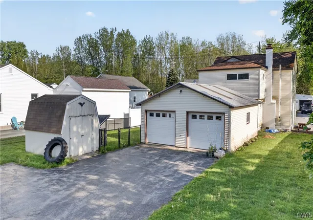 Homes for sale in Owasco, NY | 19 Hazelhurst Ave, Owasco, NY 13021 | MLS# S1683738