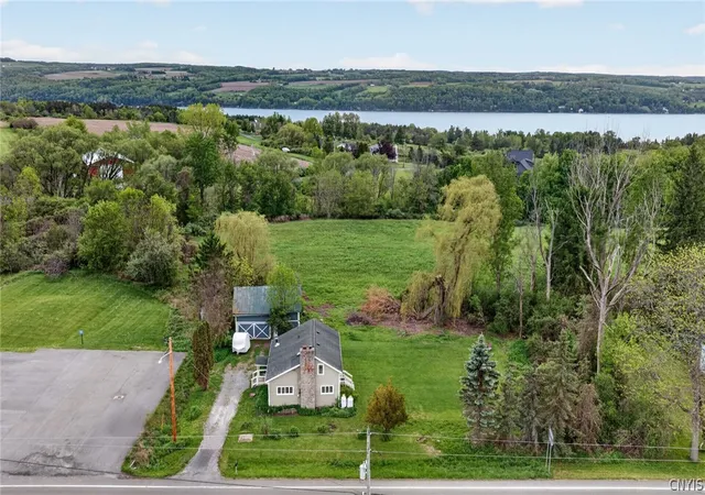 39th image of 1871 E Lake Rd, Skaneateles, NY 13152 | MLS# S1682461