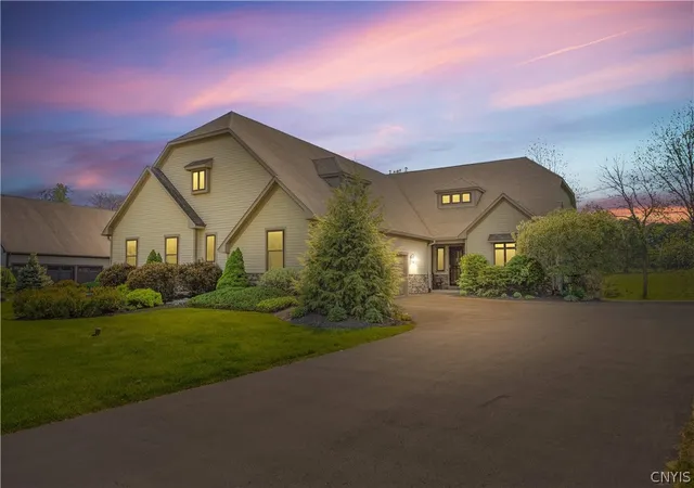 Photo 5 of Single family home for sale at 120 Buchmans Close Cir, Fayetteville, NY 13066 | MLS# S1683885 | Listing updated on 2026-07-26